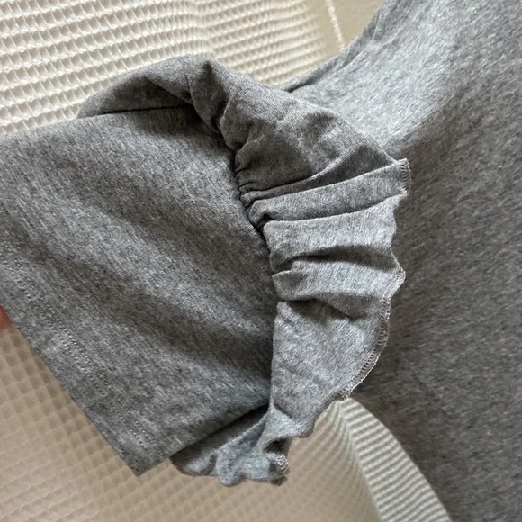 NWOT Women’s Nom Maternity - Grey and Ruffled Maria Nursing top. Size Medium. - Picture 13 of 16